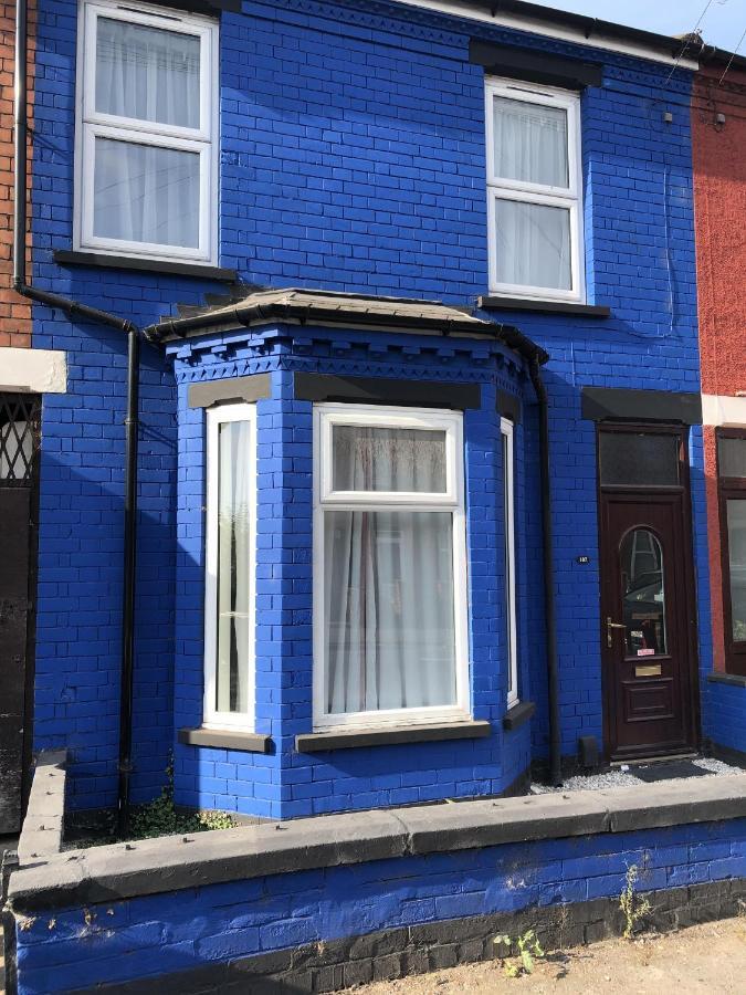 Blue House Lincoln Exterior photo